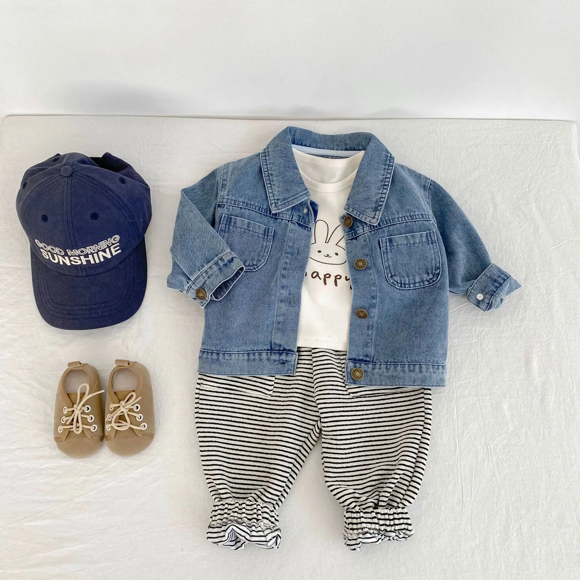 2025 Nuova giacca di jeans autunnale per ragazzi e ragazze, top di jeans casual e alla moda, cardigan con risvolto in denim 4