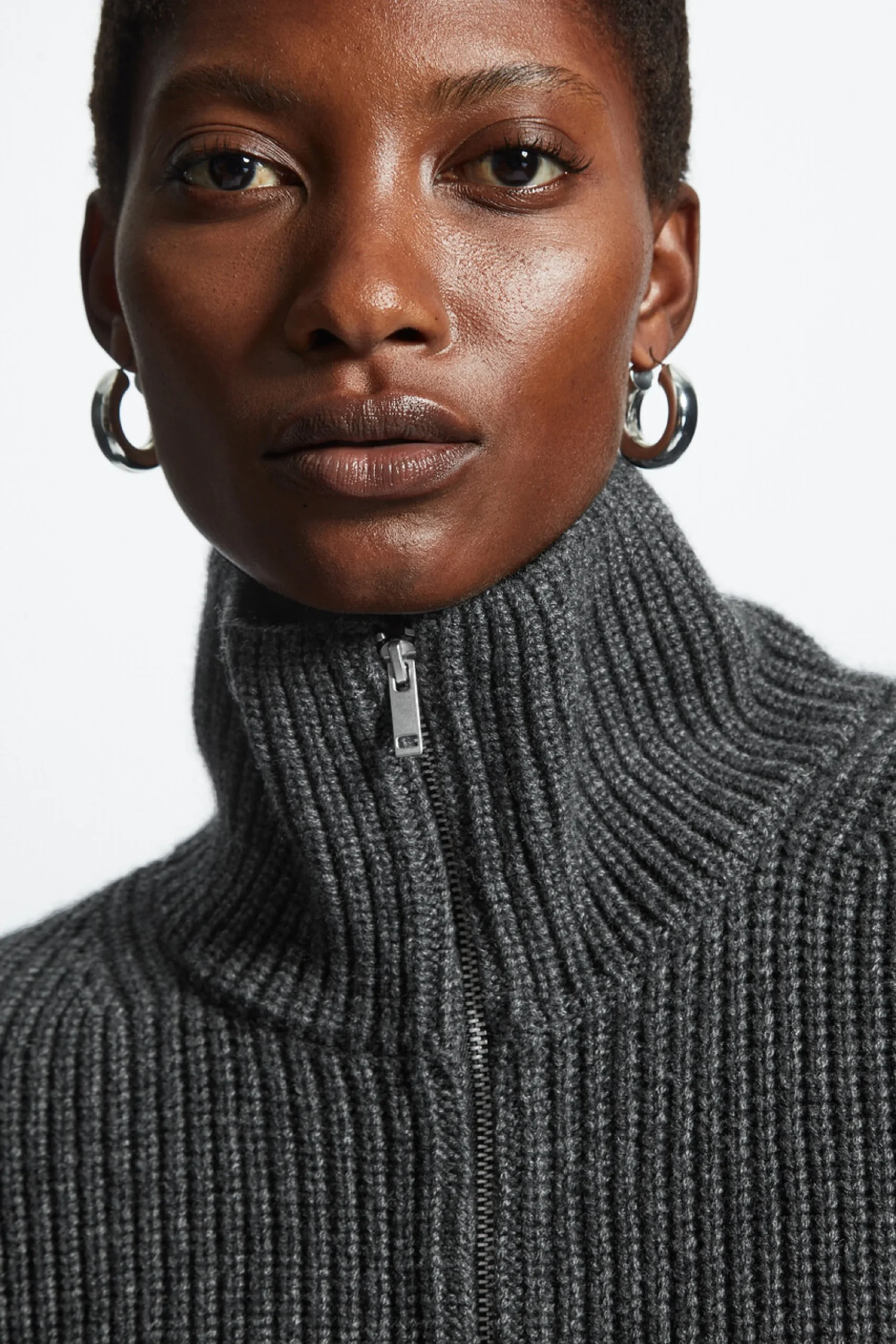 Ethereal MD 2025 cos primavera nuovo stile di maglione lungo casual in misto pile a mezza parte anteriore da donna 2