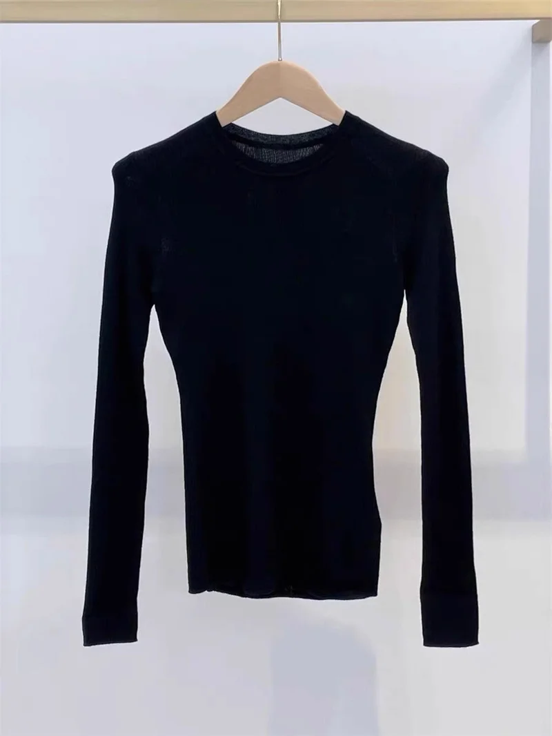 2025 Autunno delle nuove donne tinta unita slim-fit lavorato a maglia top girocollo manica lunga femminile semplice T-shirt maglieria 1