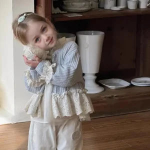 2025 primavera nuovi bambini cappotto a maniche lunghe neonate pizzo splicing dolce principessa cardigan infantile giacca allentata vestiti per bambini 1