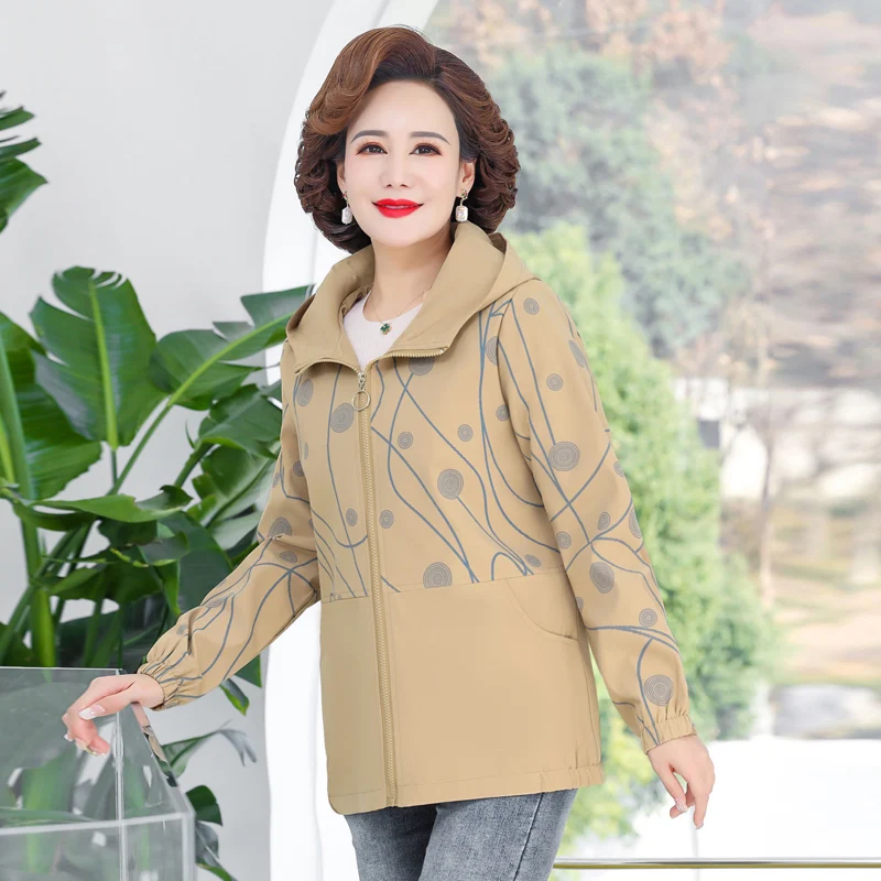 Giacca classica con cappuccio da esterno Autunno Plus Size Nuova giacca Giacca da donna stampata da strada di mezza età alla moda 4