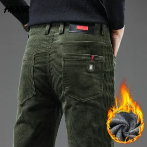HIQOR Pantaloni da uomo in velluto a coste da uomo invernali spessi e caldi pantaloni casual dritti da lavoro moda coreana in pile verde pantaloni larghi maschili 1