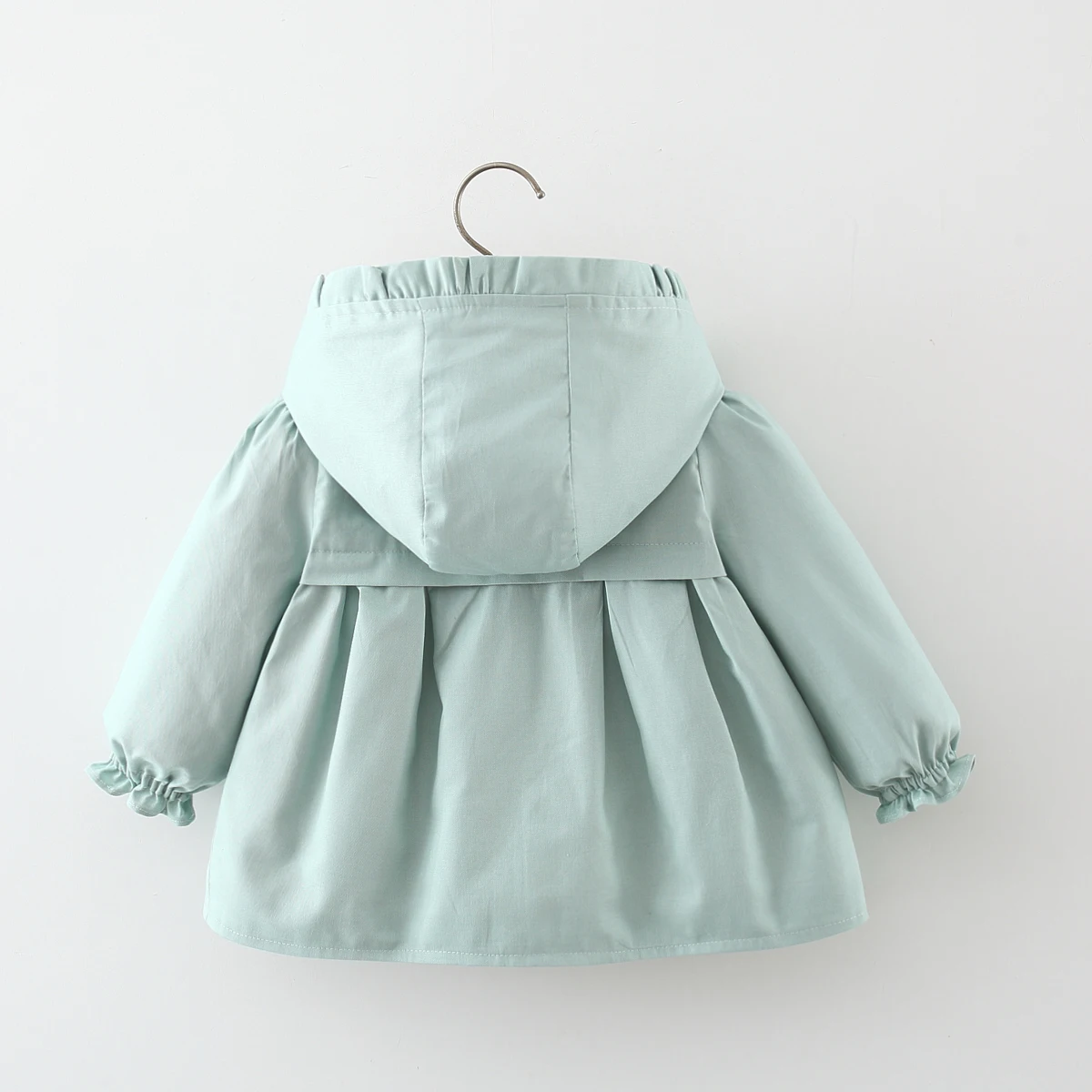 Cappotto antivento con cappuccio tinta unita a maniche lunghe per ragazze primaverili e autunnali Giacca da indossare per bambini di media lunghezza Edizione coreana 2