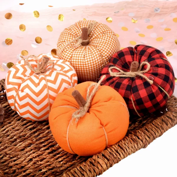 Decorazione di zucca in tessuto per il Ringraziamento da 4 pezzi, mini ornamento di zucca artistica di Halloween, decorazione del centro del tavolo da pranzo 1