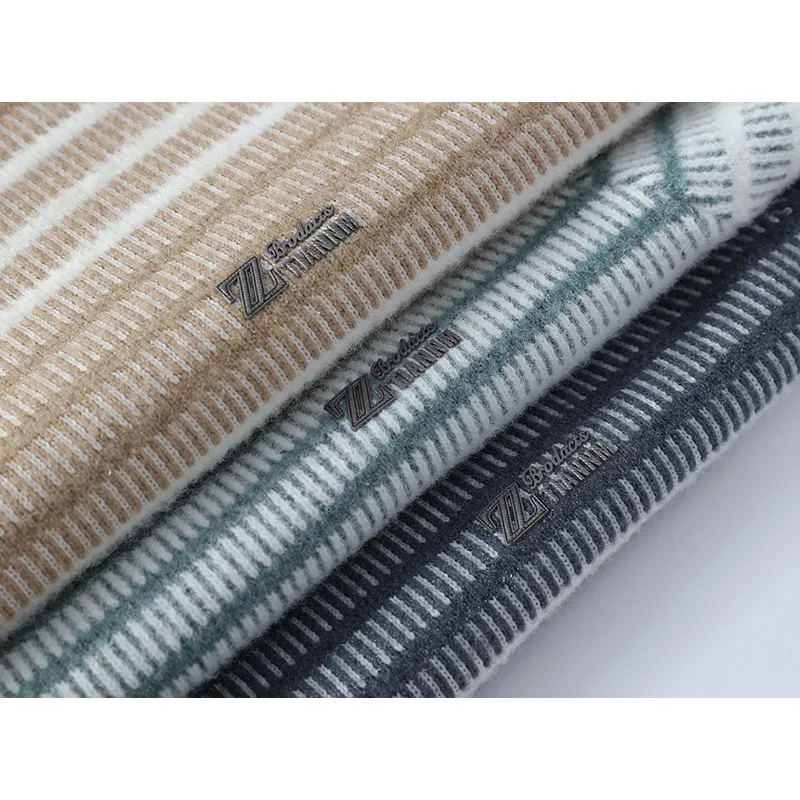 Nuovo maglione lavorato a maglia casual alla moda a righe sottili Pullover da uomo 2025 Caldo moda casual Autunno e inverno Elegante pendolarismo Top 5