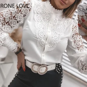 Camicetta da donna elegante in pizzo bianco scava fuori 2024 camicie a maniche lunghe primaverili Y2K bottoni maglia Top autunno abbigliamento donna Vintage 1