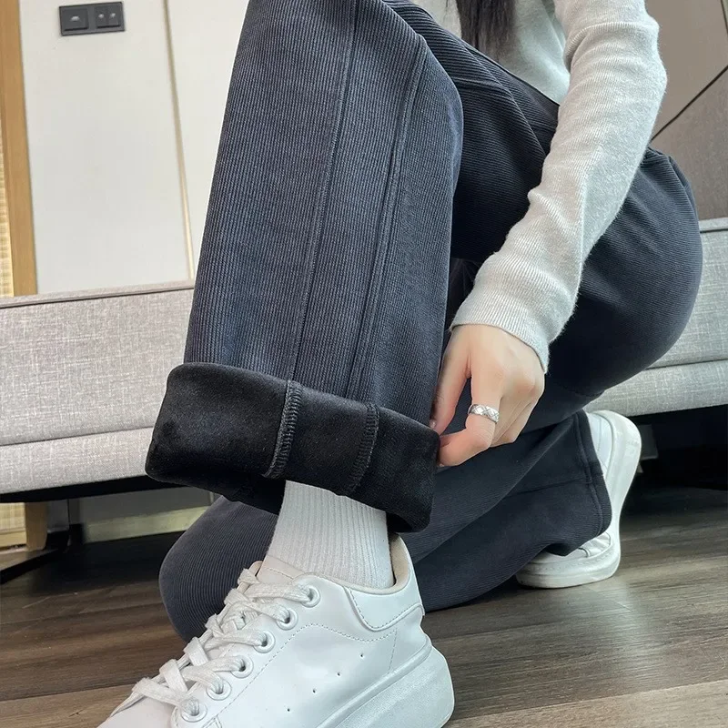 Pantaloni a gamba larga foderati in pile taglie forti Pantaloni a gamba dritta casual spessi drappeggiati autunno inverno da donna nuovo stile 1