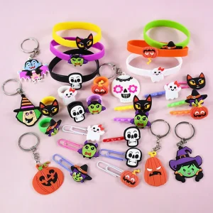 6-40 pezzi Regali di Halloween Giocattoli Bracciale schiaffo Strega Scheletro Zucca Fantasma Portachiavi Festa Kid Tornante Anello Bomboniera di compleanno Forniture 1