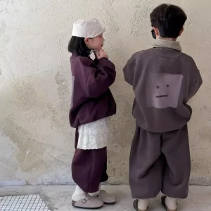 Felpa foderata in pile Set 2025 Nuovi vestiti per bambini Abbigliamento da esterno Ragazzi Set da ragazzo coreano Completo da ragazzo Top Bottom Kids Boy's 1