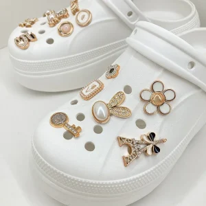 Set di 14 spille con ciondoli per scarpe con strass scintillanti e perle finte, decorazioni staccabili fai-da-te per zoccoli CROCS 1