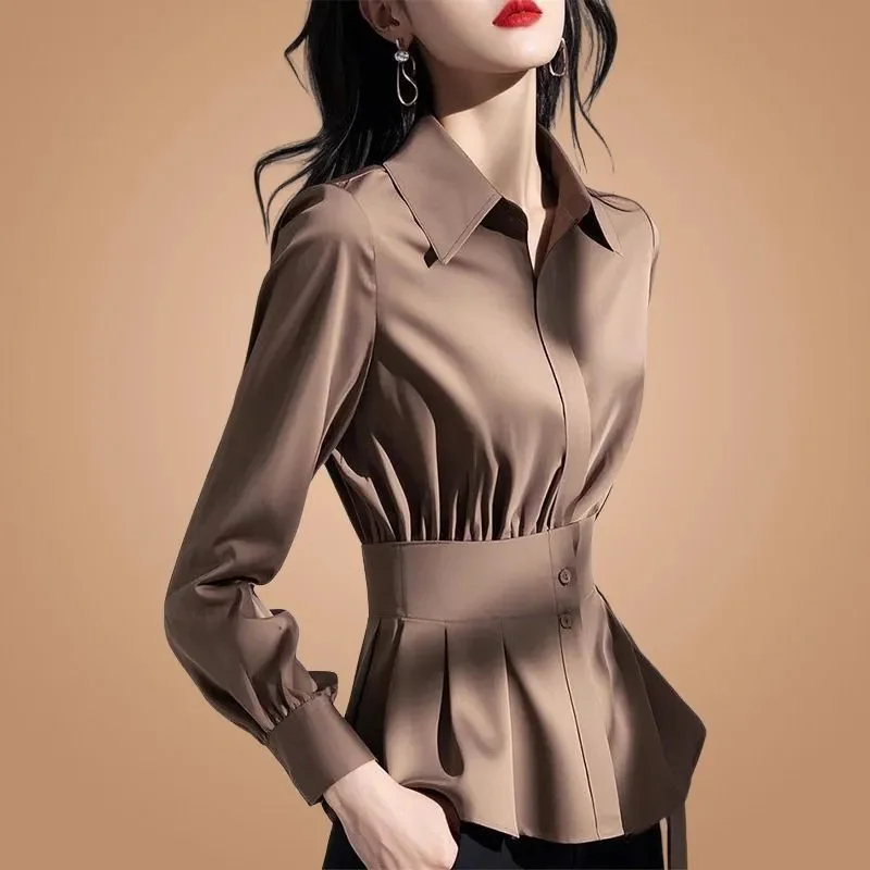 Camicia che unisce la vita Nuovo cappotto da donna realizzato in Europa Lady Primavera Estate 2025 Giacche di nicchia chic di fascia alta Top di lusso leggero Donna 1