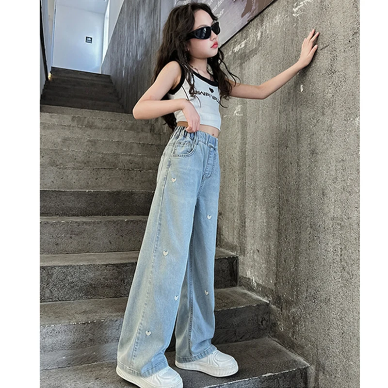 Nuovi jeans per ragazze adolescenti traspiranti autunno estate stampa completa modello a cuore pantaloni in denim a gamba larga per bambini da 4 a 14 anni 2