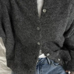 Cardigan lavorato a maglia in lana grigia da donna Bottoni eleganti Maglione di grandi dimensioni Maglieria Cardigan Nuovi vestiti autunnali invernali Grigio Rosso Bianco 1