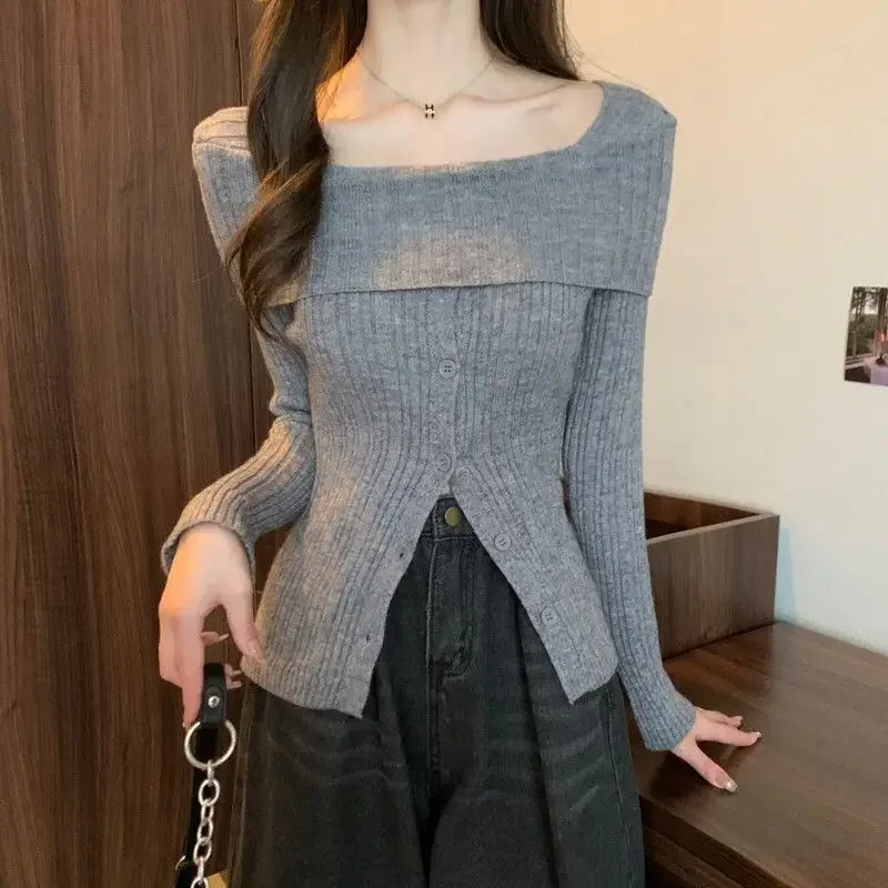 Maglione lavorato a maglia con spacco sulle spalle sexy Camicia base slim fit a maniche lunghe Maglieria autunno inverno Top casual alla moda da donna 4