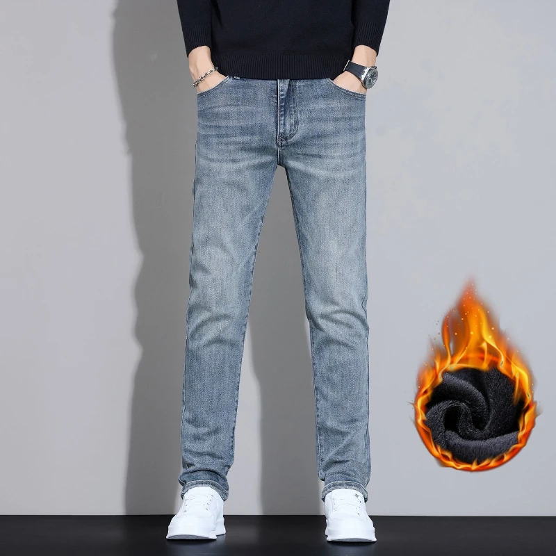 Jeans in velluto spesso in pile invernale da uomo Pantaloni americani slim fit caldi elastici Pantaloni casual semplici in denim alla moda comodi 2