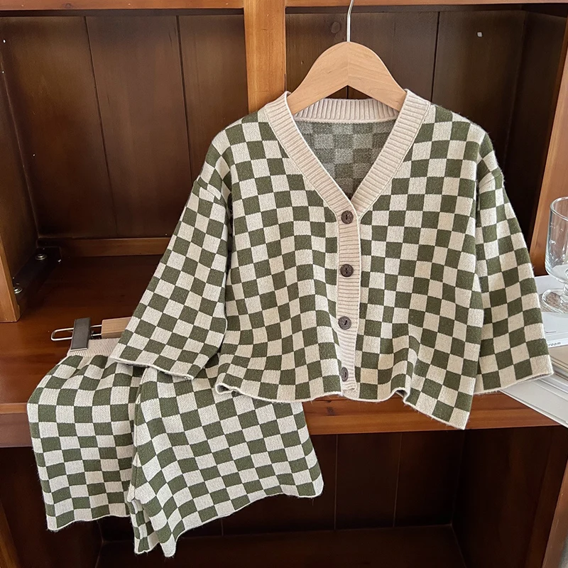 Nuova primavera autunno stile coreano vestiti della neonata vestito a maniche lunghe Plaid Cardigan in maglia cappotto + pantaloncini bambini Set di abbigliamento lavorato a maglia 5