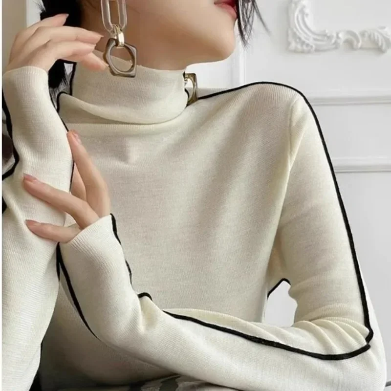 Moda Dolcevita Pullover Donna 2023 Nuovo Autunno e Inverno Slim Fit Top a maniche lunghe Elegante Office Lady Maglioni Nero Bianco 4