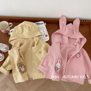 Cappotto per bambini autunnali Cappotti fronte-retro Ragazze Moda Orso Cappotti scozzesi con cappuccio Giacca a maniche lunghe per i più piccoli Abbigliamento da esterno 1