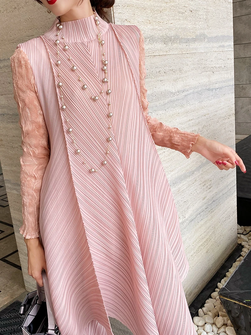 Miyake Set da donna a pieghe in due pezzi Autunno 2025 Inverno Nuovo abito casual allentato Moda in pizzo Abito lungo Top Matita Pantalone 3