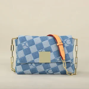 Borsa a tracolla da donna di design di marca di lusso autunno e inverno PG 2025 nuova borsa per pendolari di moda di vendita calda squisita di alta qualità 1