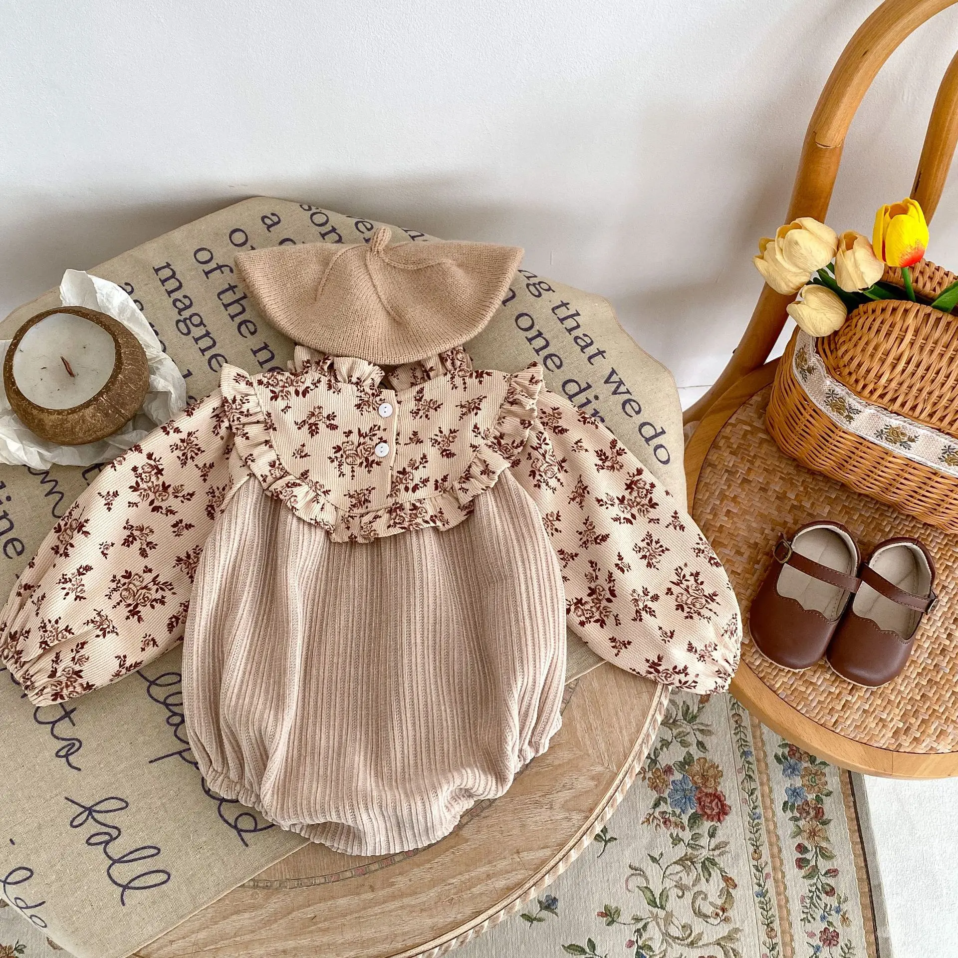 Autumn and winter new baby clothes for 0-3 years old, fashionable baby girl jumpsuit, corduroy printed jumpsuit 4