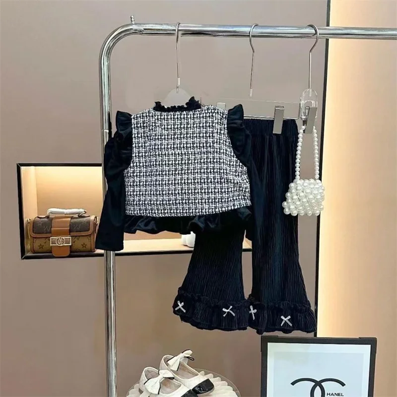 Set di abbigliamento per ragazze Top per bambini Pantaloni svasati 3 pezzi Marea Autunno Vestito caldo per bambini Nuova primavera Dolce Set casual 12M-5 anni 3