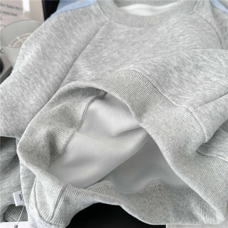 Set di felpe per bambini primaverili Completi di abbigliamento a maniche lunghe per bambini Ragazzo Ragazza Pullover casual + Pantaloni 2 pezzi Tuta autunnale per adolescenti 6