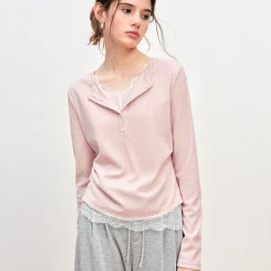 FSLE Autunno Inverno 2025 T-shirt da donna con vestibilità sagomata a strati finti - Top base in maglia con finiture in pizzo strutturato con silhouette dimagrante 1