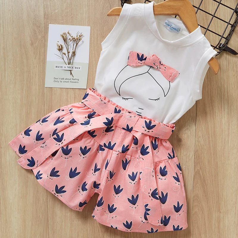 Set di vestiti per ragazze New Summer Fashion t-shirt senza maniche + pantaloncini 2 pezzi per ragazza bambini abbigliamento per bambini completo per 3-7 anni 2