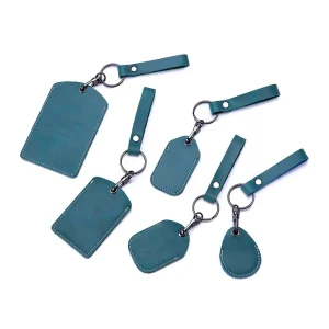 Custodia per carta d'identità portachiavi con copertina in pelle personalizzabile Custodia protettiva per portachiavi per auto con etichetta di allarme IC unisex 1