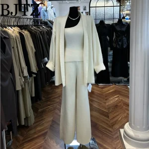 BJTZ 2025 Autunno Inverno Cardigan lavorato a maglia da donna Gilet e pantaloni a gamba larga Set Comodo ed elegante 3 pezzi Abiti casual Abiti caldi in maglieria 1