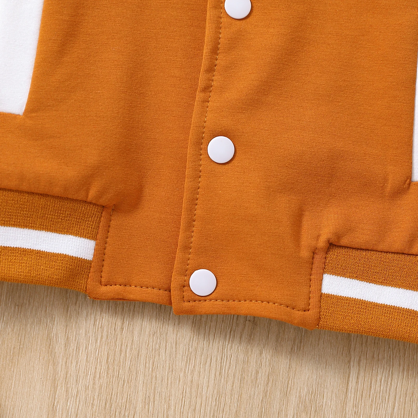 Maglia da Baseball americana lettere di peluche allentate ricamate nuova giacca Casual giuntura bicolore adatta per l'autunno e l'inverno 6