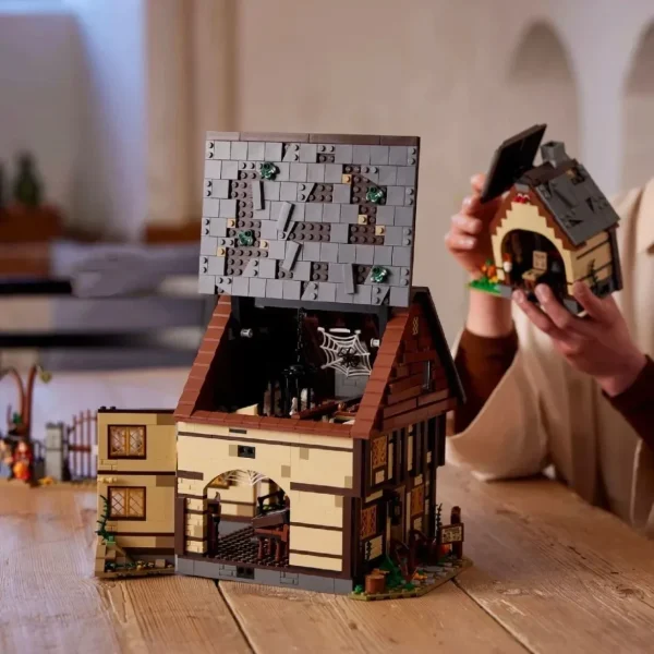 IN MAGAZZINO Halloween Hocus Pocused Witch Sanderson Sister's Cottage House 21341 Building Blocks Set Mattoni Giocattolo Per I Regali Dei Bambini 5