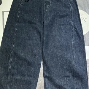 2025 pantaloni a gamba larga in denim slim fit a vita alta di nuova moda di inizio autunno da donna 1