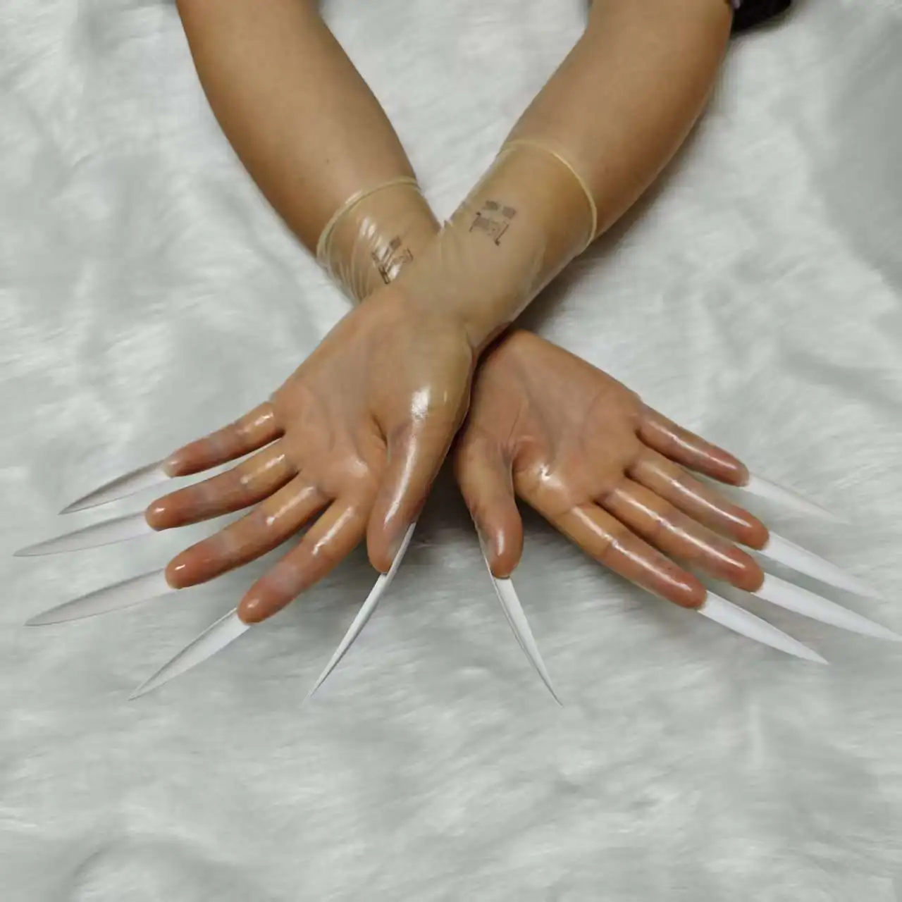 Kigurumi in lattice naturale Halloween vampiro cosplay guanti zentai elastici trasparenti medio lunghi con servizio di unghie lunghe bianche 6