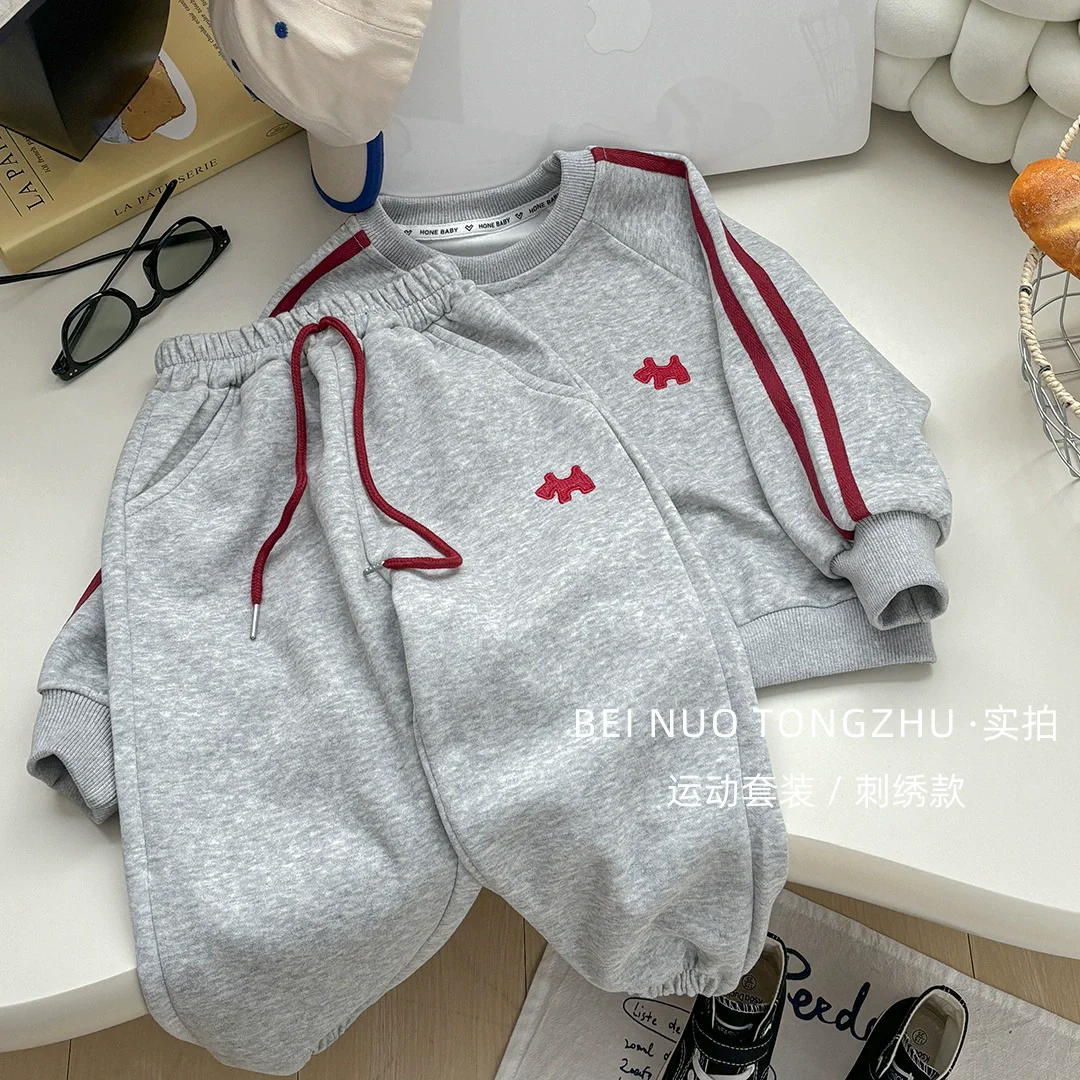 Set di felpe per bambini primaverili Completi di abbigliamento a maniche lunghe per bambini Ragazzo Ragazza Pullover casual + Pantaloni 2 pezzi Tuta autunnale per adolescenti 3