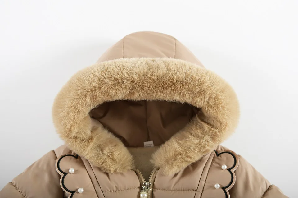 2025 Cappotto antivento con cappuccio Capispalla invernale per ragazze Cappotto in cotone spesso per bambini Ragazze per bambini Giacca calda con perle Colletto in peluche Outdorr 3
