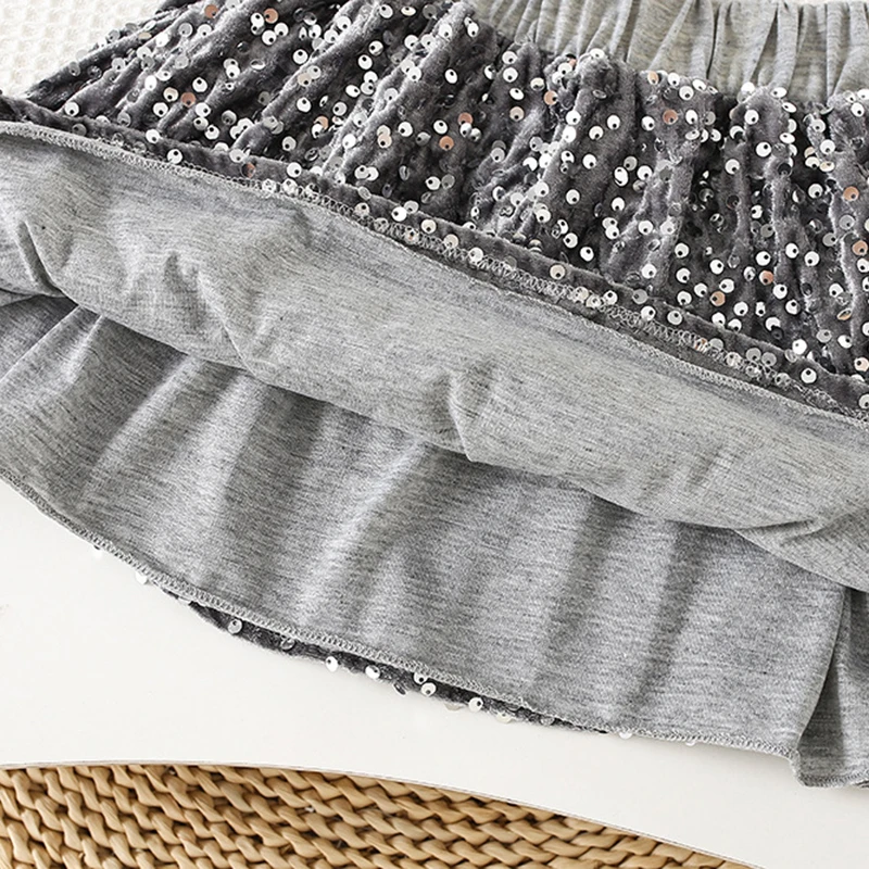 2025 Nuovo Autunno Inverno 2-6Yrs Neonate Abbigliamento Set Cardigan lavorato a maglia a maniche lunghe + Gonna corta Bambini Abbigliamento lavorato a maglia vestito 6