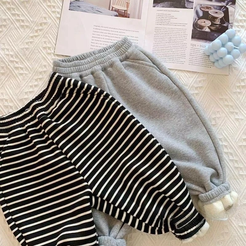 Pantaloni sportivi in peluche per ragazzi e ragazze autunno inverno Nuova edizione coreana Pantaloni per bambini a righe Pantaloni per ragazzi Vestiti invernali per ragazze 3