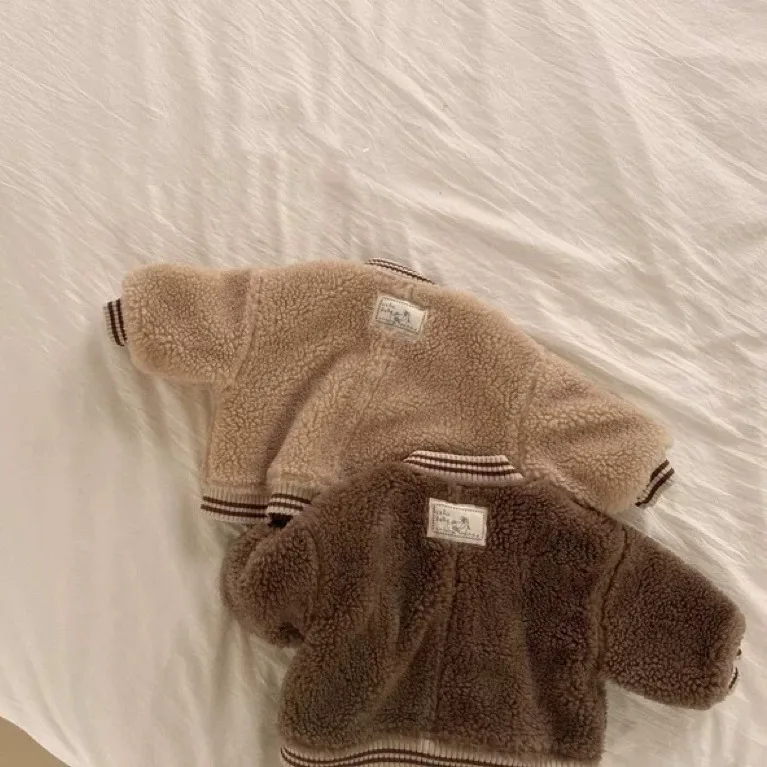 Autunno inverno bambino più velluto addensare cappotto da Baseball ragazza infantile lettera Retro cotone imbottito caldo top ragazzo bambini giacca in pile 2