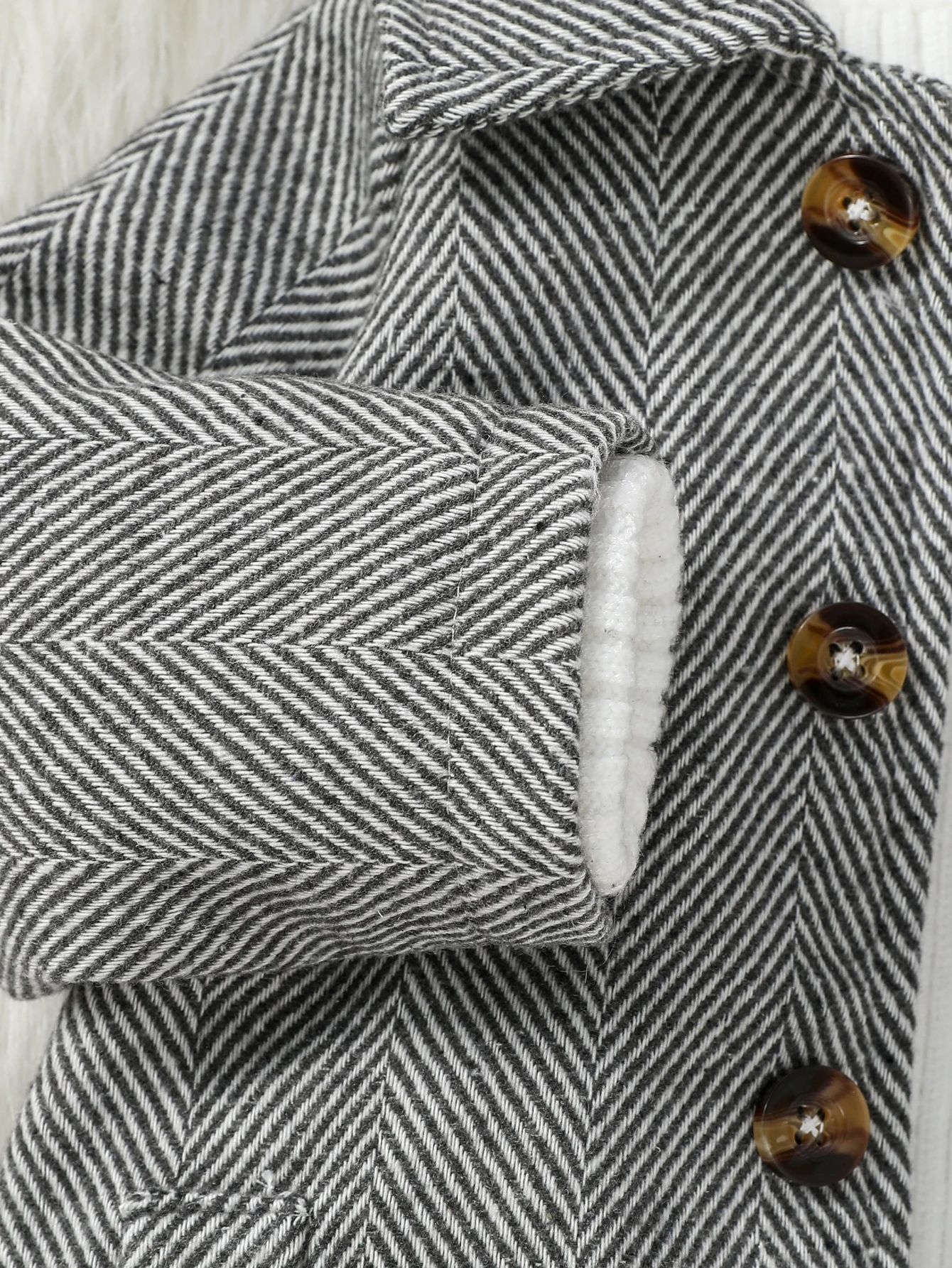 2024 nuovi neonati maschi manica lunga colletto rovesciato autunno/inverno Chevron peluche cappotto di moda con tasca per 1-3 anni abbigliamento per bambini 3