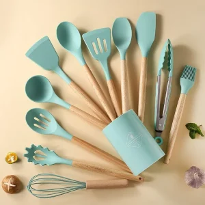 12 pz/set utensili da cucina in Silicone con manico in legno con secchio portaoggetti cucchiaio per spatola resistente alle alte Temperature e antiaderente 1