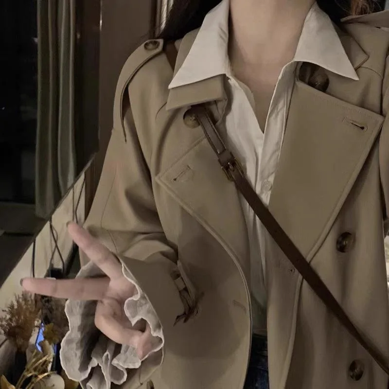 Vendita calda della stagione Cappotto di media lunghezza da donna Primavera Autunno Stile Giacca a vento stile britannico Fibra di poliestere Manica intera Flip Co 2