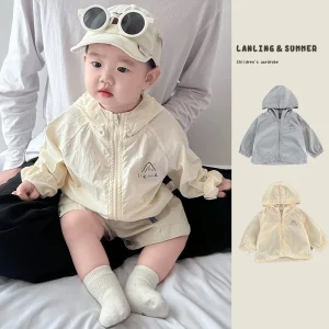 Abbigliamento sottile per protezione solare per bambini, abbigliamento climatizzato, giacca estiva con cappuccio traspirante resistente ai raggi UV per ragazzi 1