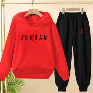 L'abbigliamento sportivo per bambini, include una felpa con cappuccio e pantaloni lunghi, è adatto ai bambini dai 3 ai 13 anni per coinvolgere nello sport 1