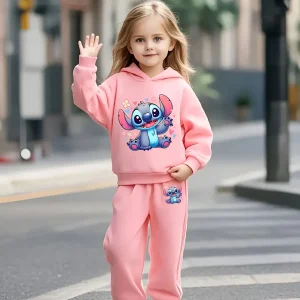 Set di pantaloni in peluche autunnali e invernali per bambini con stampa cartoon Disney Stitch, felpa sportiva casual in 2 pezzi per ragazzi e ragazze 1