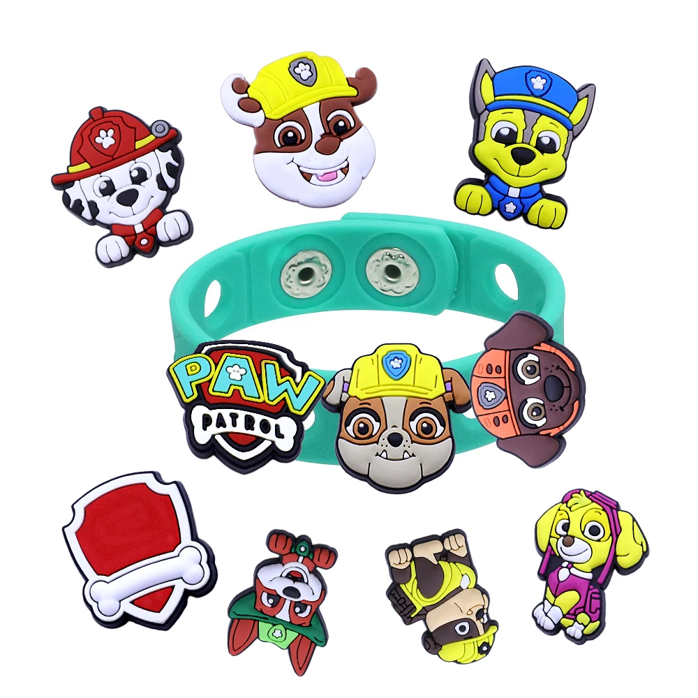 31 pezzi di scarpe per cani della polizia Disney, decorazioni per zoccoli, accessori per scarpe in PVC, sandali da giardino con fibbia, ciondoli per cinturino, regalo di Natale 5