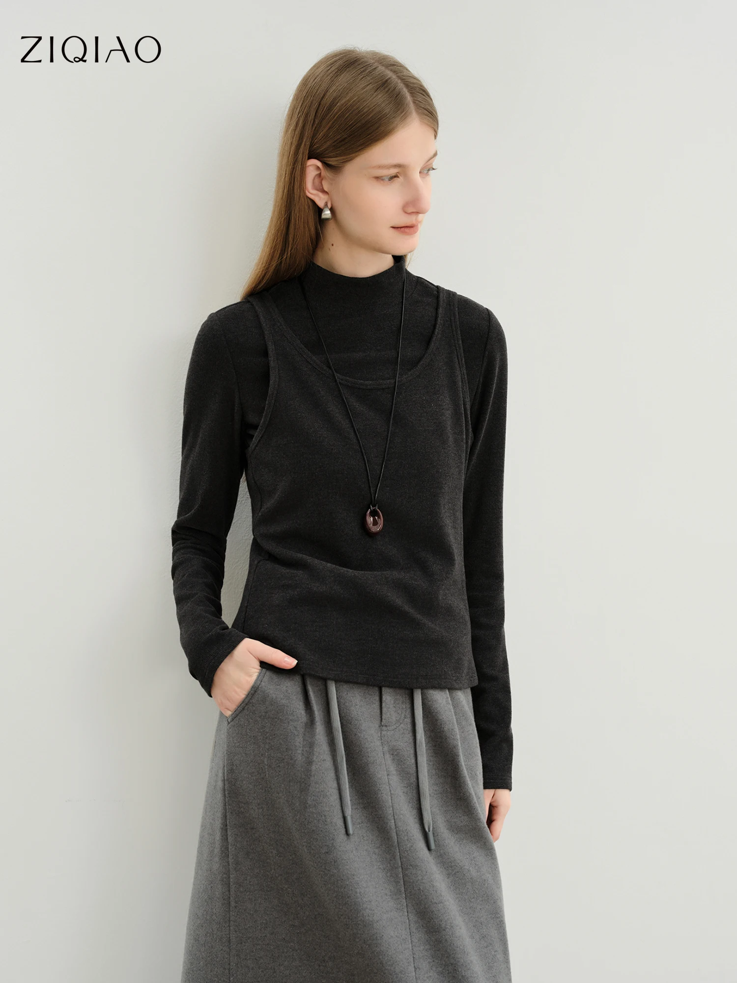 ZIQIAO 2025 Set di t-shirt in maglia a due pezzi da donna autunno inverno - Top casual dal design unico per l'uso versatile quotidiano 1