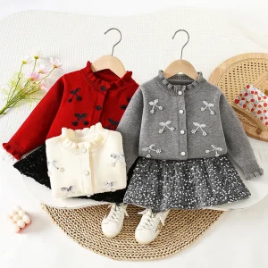 2025 Nuovo Autunno Inverno 2-6Yrs Neonate Abbigliamento Set Cardigan lavorato a maglia a maniche lunghe + Gonna corta Bambini Abbigliamento lavorato a maglia vestito 1
