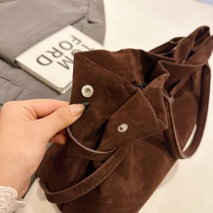 Nuova borsa da pendolarismo retrò, borsa a tracolla singola dal design tote in pelle scamosciata, borsa di grande capacità autunnale e invernale 1